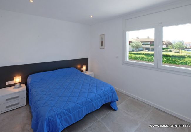 Villa in Empuriabrava - LV04 FRESER