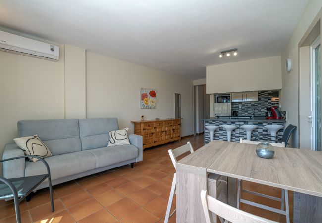 Appartement in Empuriabrava - ILA30 POBLAT TIPIC