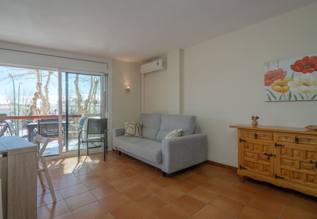 Appartement in Empuriabrava - ILA30 POBLAT TIPIC