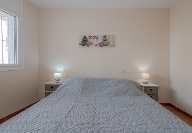 Appartement in Empuriabrava - ILA30 POBLAT TIPIC