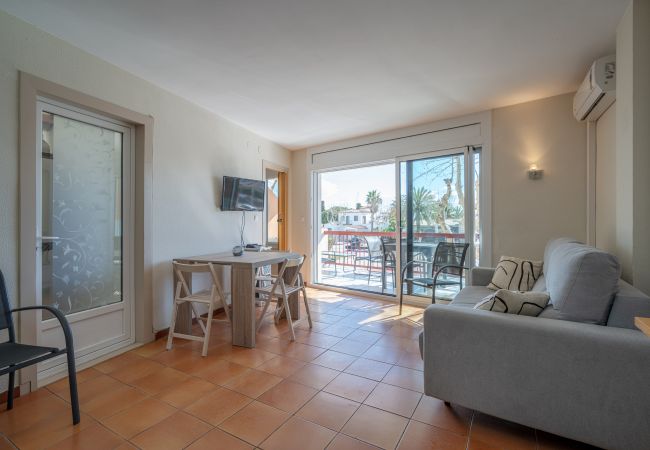 Appartement in Empuriabrava - ILA30 POBLAT TIPIC