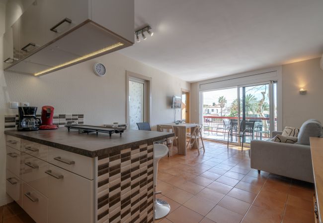 Appartement in Empuriabrava - ILA30 POBLAT TIPIC