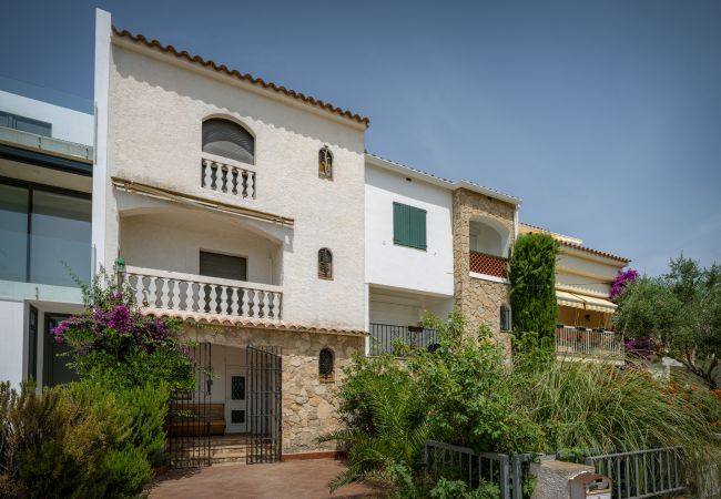 Herenhuis in Empuriabrava - LV12 SALINS