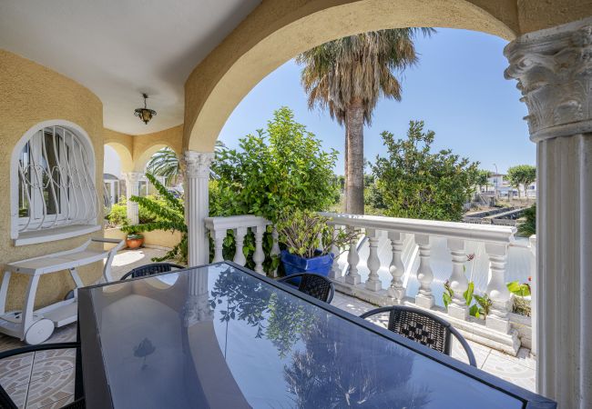 Villa in Empuriabrava - LV10 ALBERES