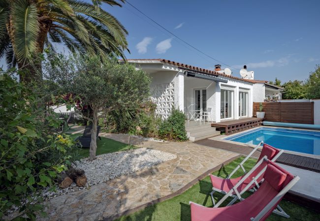 Huis in Empuriabrava - LV31 ALBERES 62B