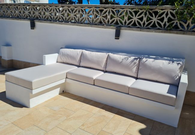 Villa in Empuriabrava - LV35 EMPURIES C