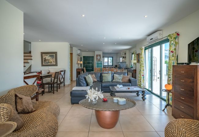 Villa in Empuriabrava - LV38 NOGUERA