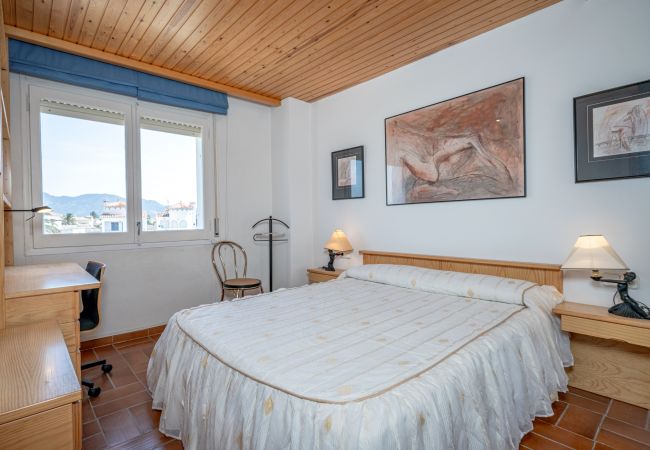 Rijhuis in Empuriabrava - LV40 PORT EMPORDA