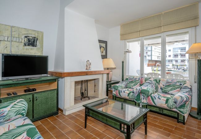 Rijhuis in Empuriabrava - LV40 PORT EMPORDA