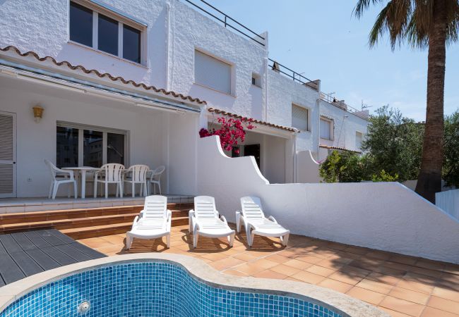Rijhuis in Empuriabrava - LV40 PORT EMPORDA