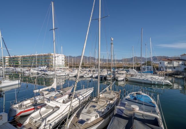 Appartement in Empuriabrava - ILA37 port ROYAL