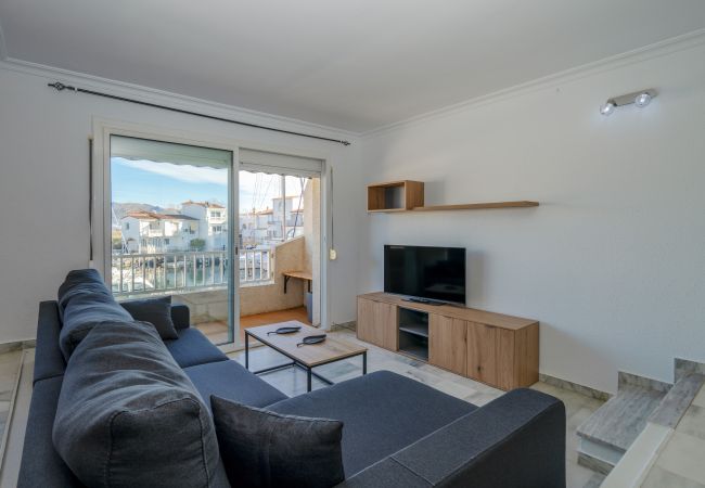 Appartement in Empuriabrava - ILA37 port ROYAL