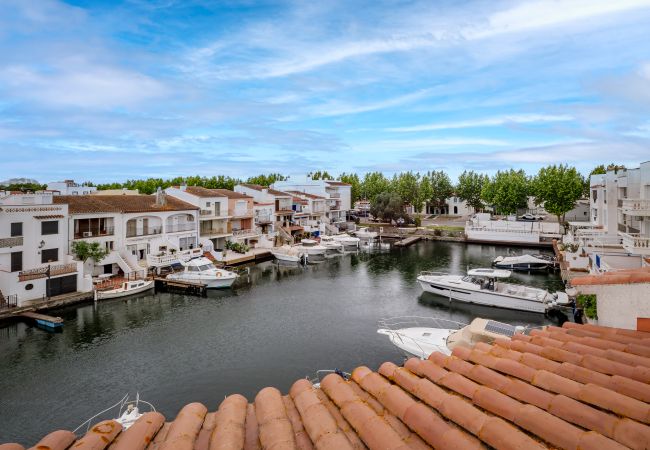Rijhuis in Empuriabrava - LV07 PORT BANYULS