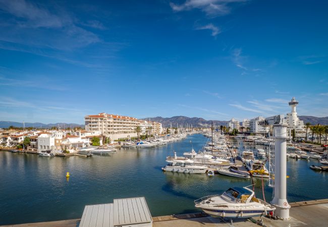Appartement in Empuriabrava - ILA13 POBLAT TIPIC